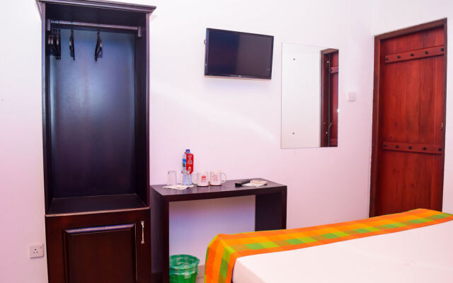 ZEN Rooms Beach Road Negombo