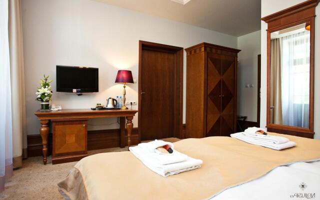 Hotel Akvilon