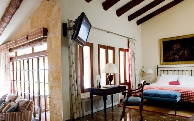 Reserva Rotana Hotel