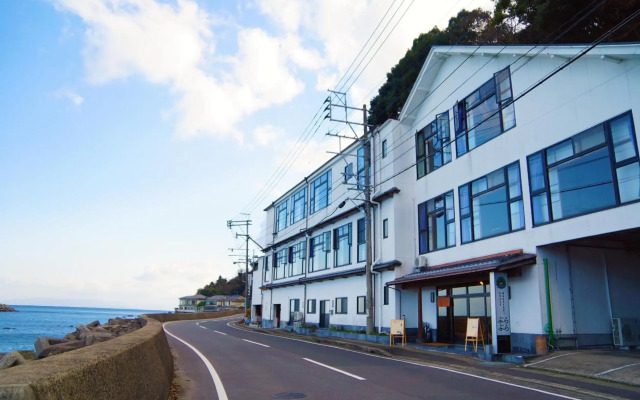 Nagasaki House Burabura - Hostel