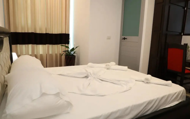 Hotel Aglon