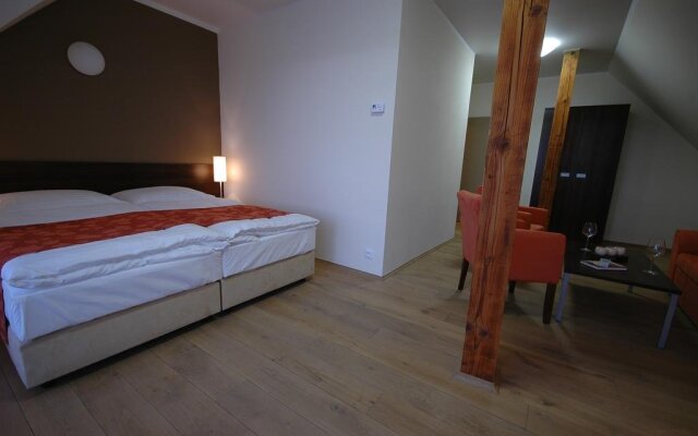 maringotka Aluna - České Švýcarsko