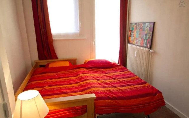 Pretty 3 rooms in the city center