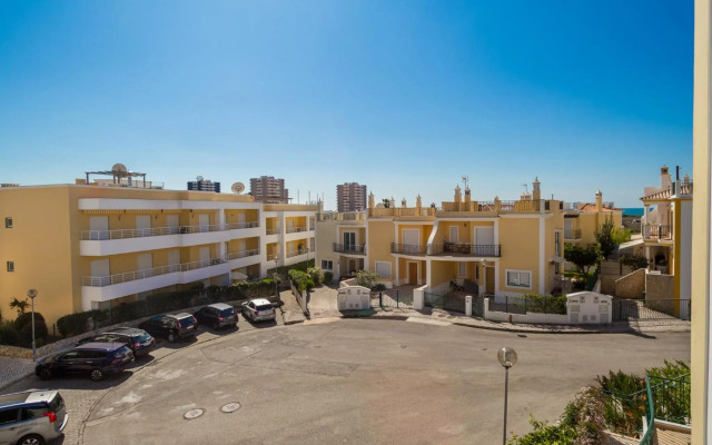 Villa Linda, Alto da Ria