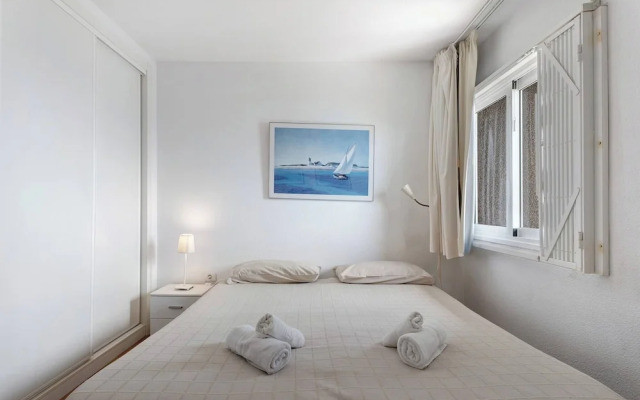 Costa Isora 1 Frontline