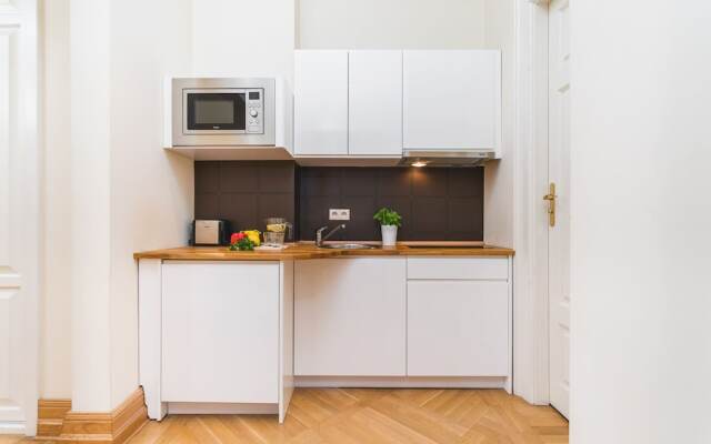 Apartamenty w Pałacu Pod Baranami