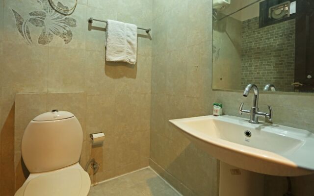 OYO 8337 DLF Phase 4