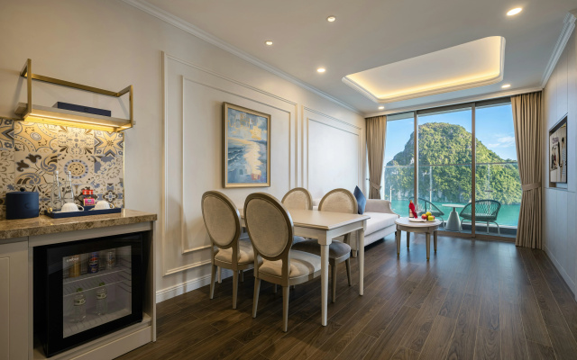 Centara Hotel & Residences Van Don – Guest Rooms – Van Don