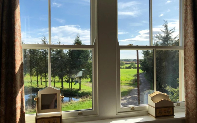Lillium House