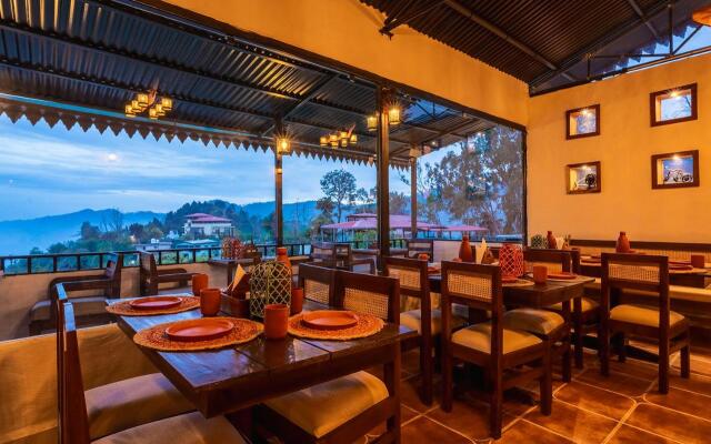Maati Resort by the Lake Hill