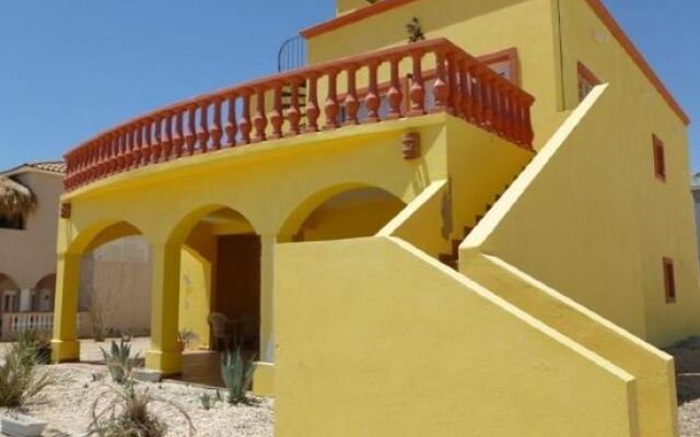 Casa Las Vistas del Mar by FMI Rentals