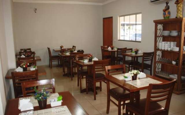 Hotel Tres Americas