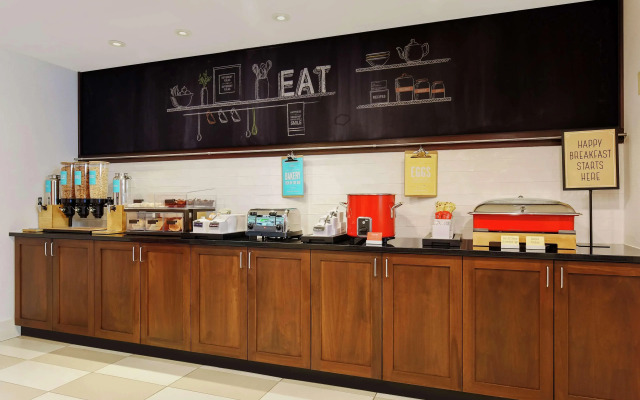 Hampton Inn & Suites Denver Tech Center
