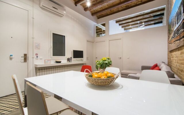 Happy People Plaza España