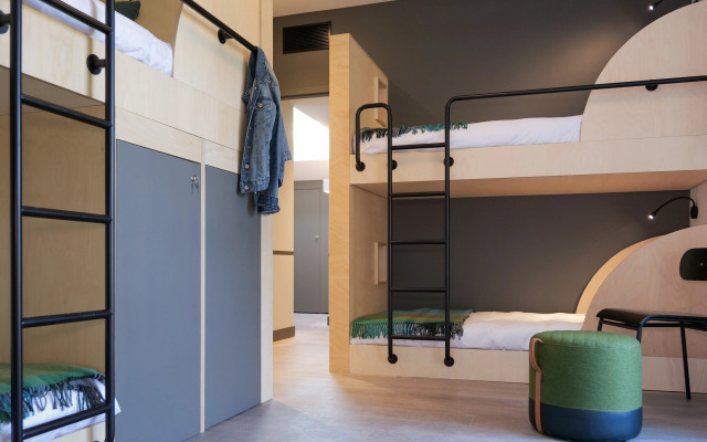 Plan B Hotel - Living Chamonix