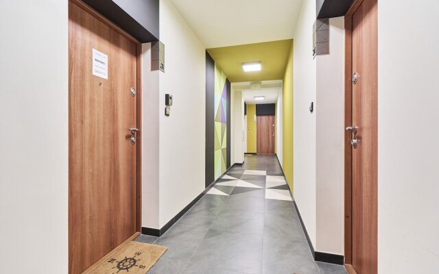 Nowa Teczowa Apartments by Renters