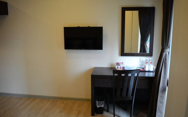 Hotel Zamburger Masjid India KL