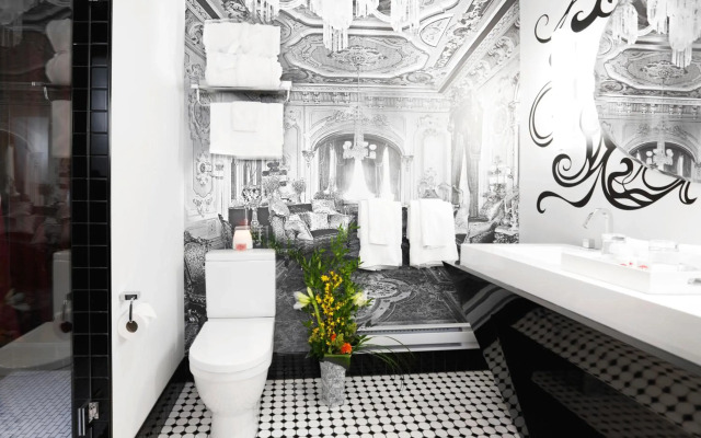 Hotel Chez Swann