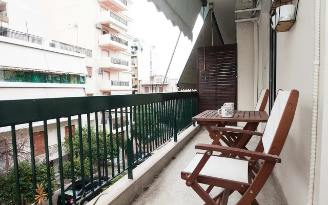 Brand new apt in Zografou