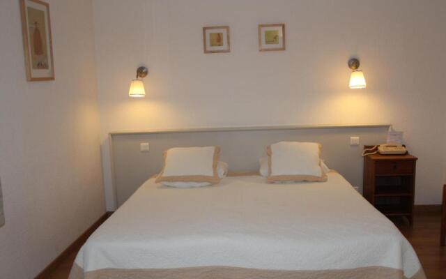 Le Clos Des Pins