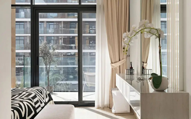 1BR Azizi Riviera B7 Pool View
