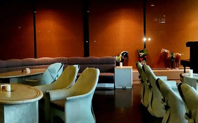 Hotel Cetus Royal