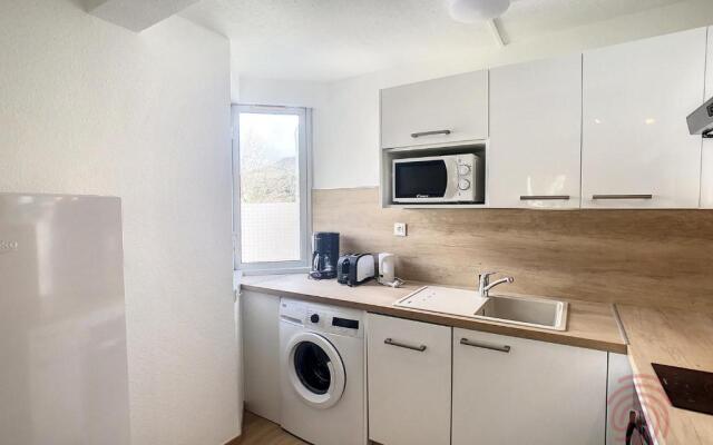 Appartement Lamalou-les-Bains, 1 pièce, 2 personnes - FR-1-451-46