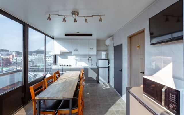 Gongju Ein Haus 2
