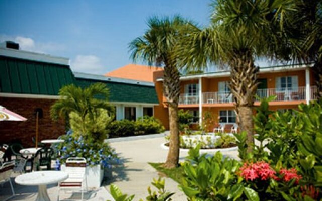 Indian Harbour Beachside Hotel