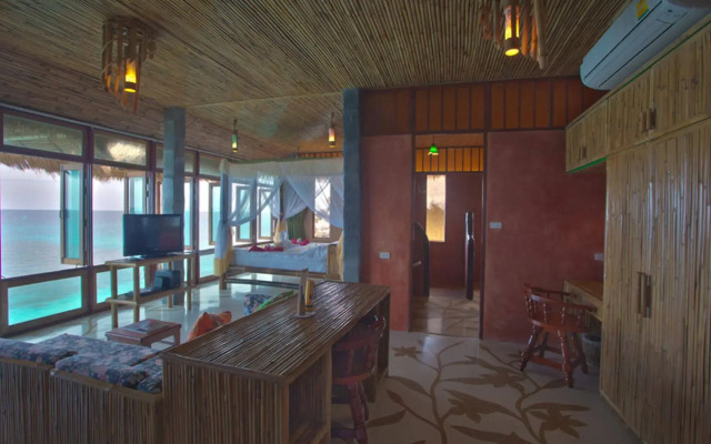 Koh Tao Bamboo Huts