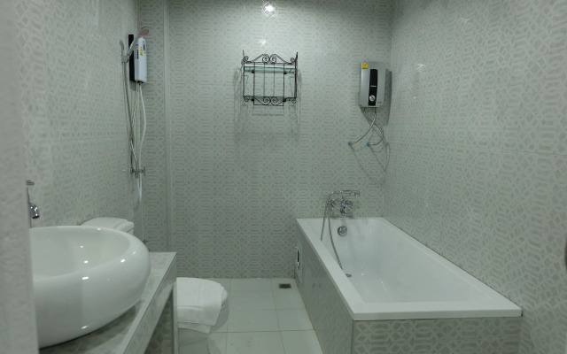 Na Banmae Resort