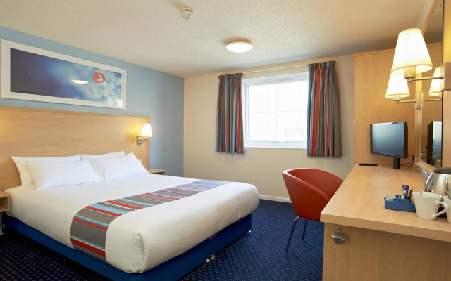 Travelodge Bicester Cherwell Valley M40