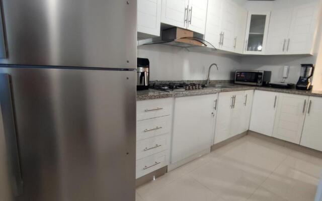 Gated community with 24/7 security pool fast WiFi