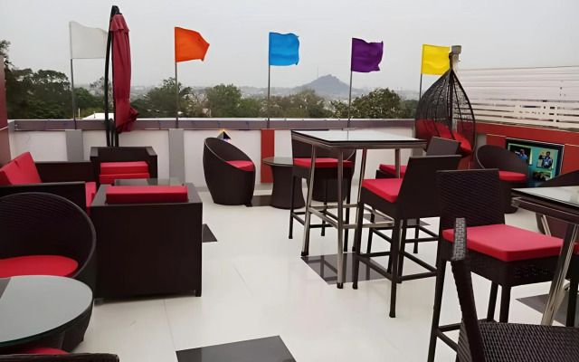 Hotel Cradle Inn