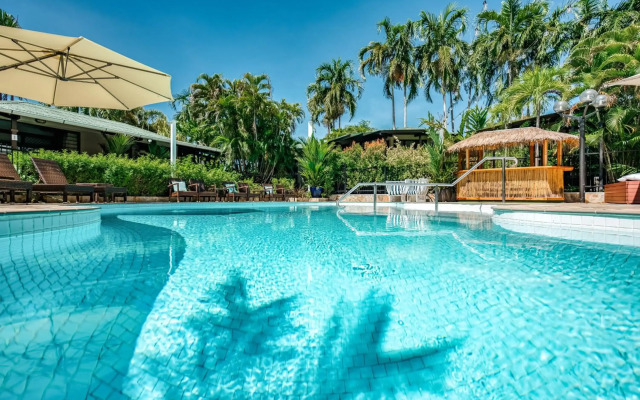 Palms City Resort