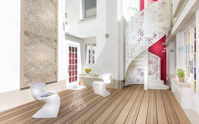 Hotel Eiffel Segur