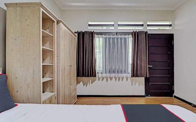 Capital O 92705 Lea Residence Dago Syariah