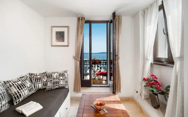 Luxury Apartment Perko