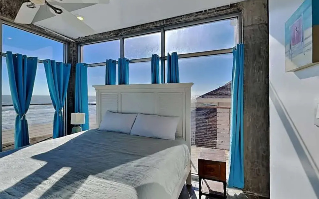 An Oceanfront Experience