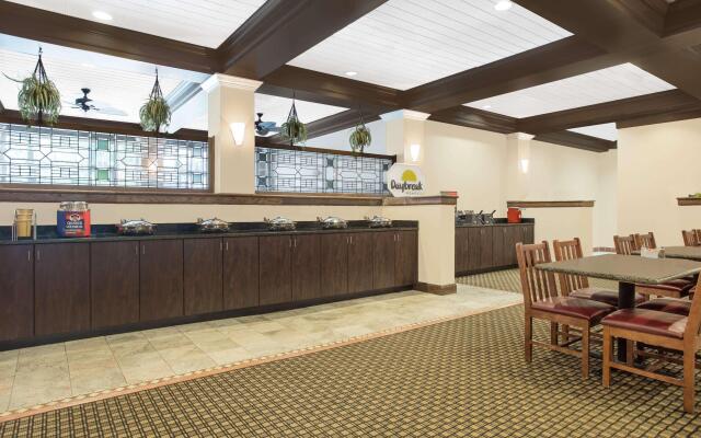 Days Inn by Wyndham Asheville/Mall