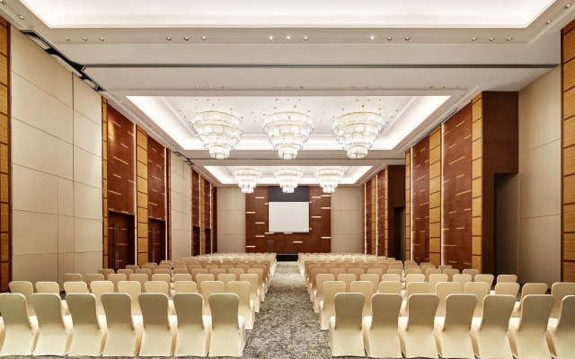 Aloft Dongguan Dynamic Town