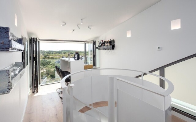 Beachhouse 24
