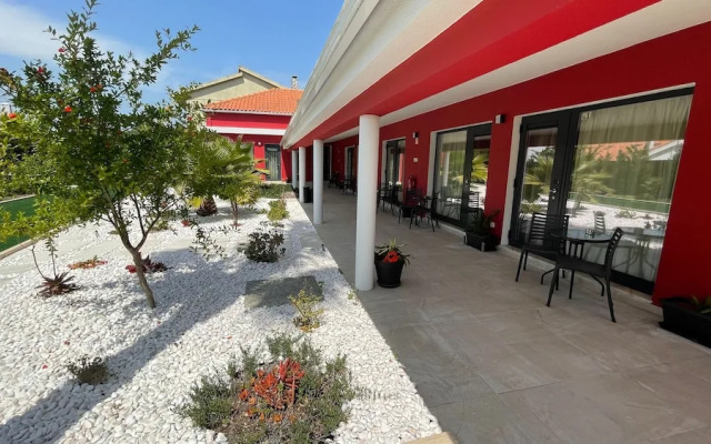 Villa 3 Caparica, Lisbon Beach Hotel