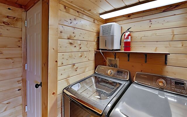 1535zuri 3 Bedroom Home