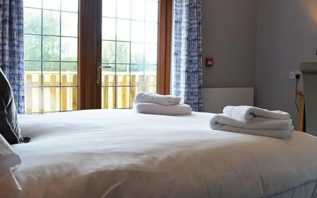 Dog & Crook Braishfield