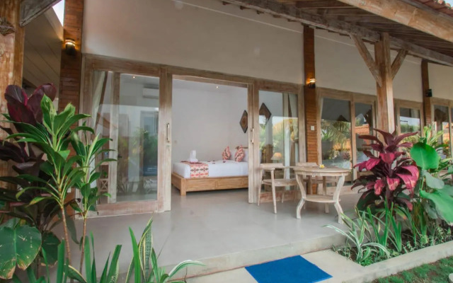 Peaceful Haven 6BR Private Pool Villa in Canggu