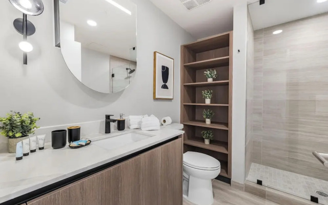 Luxury Condos Near Miami Beach