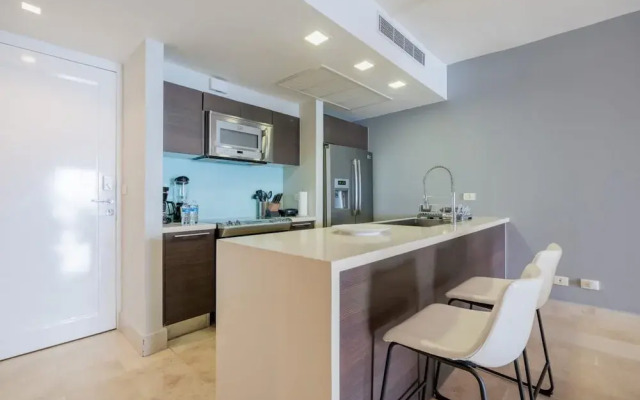 w Cozy 1BR in YOO
