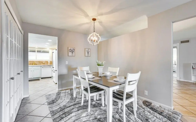 Pet-friendly Tempe Home w/ Private Hot Tub!