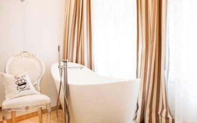 Schottennester Schlafen an der Krämerbrücke